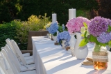 Maak je tuintafel zomerklaar: de veelzijdigheid van tafelzeil